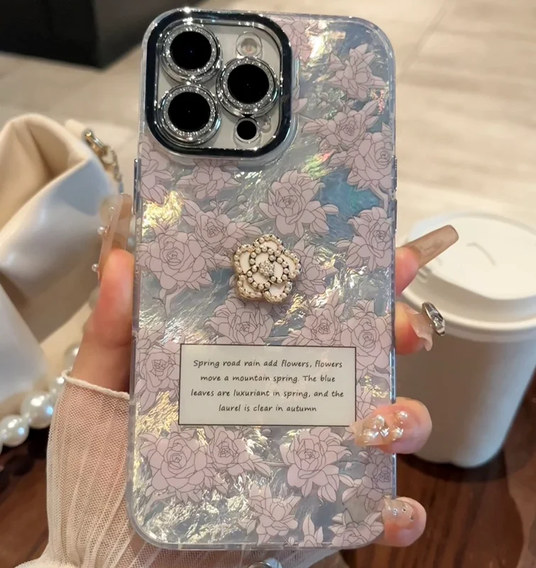 CHANEL flower