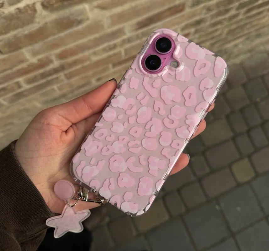 minimal leopard Pink