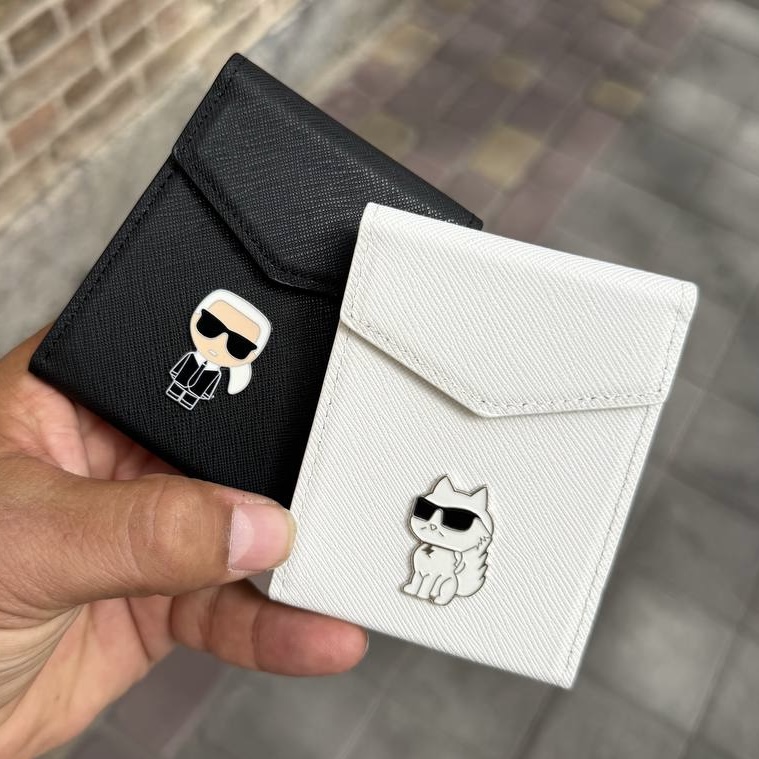 karl & wallet