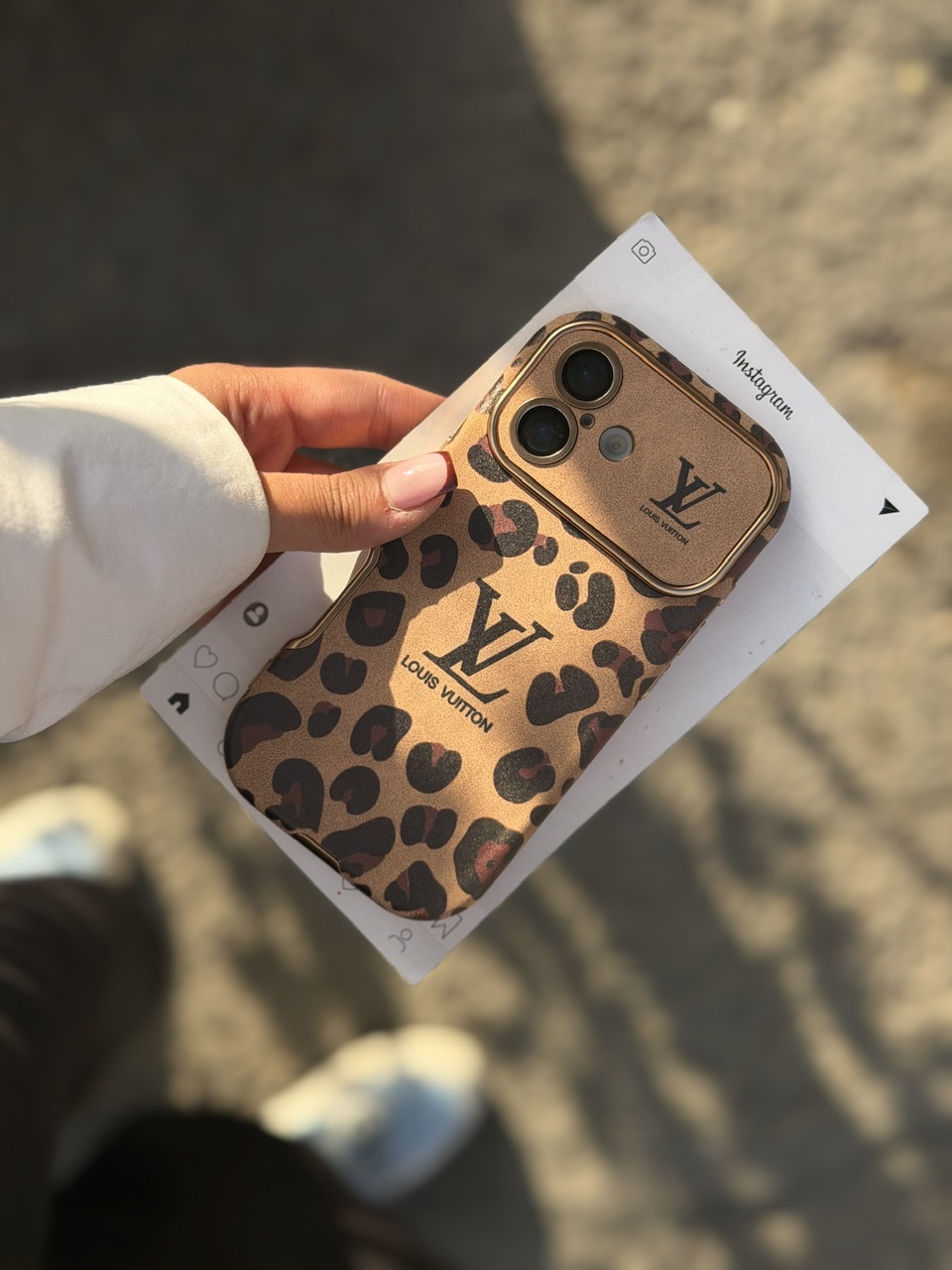 قاب Louis Vuitton Leopard Golden